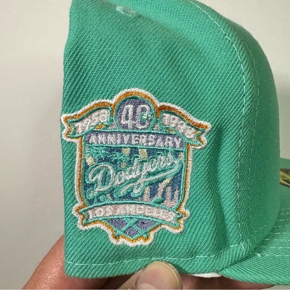 LA DODGERS New Era 59 Fifty Fitted Hat size 8 - Picture 5 of 5